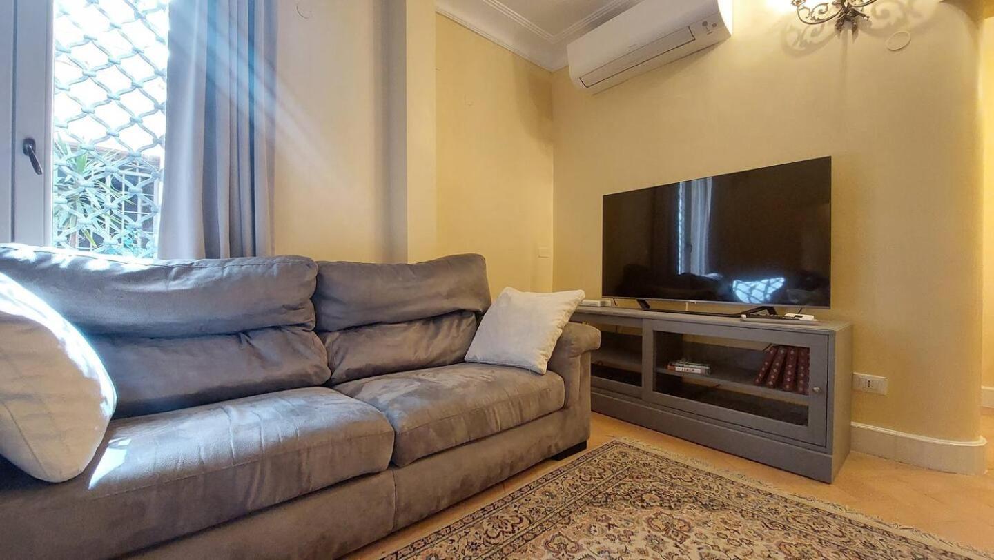 Апартаменты Residenza Sinibaldi - XVII Century Experience Рим Номер фото